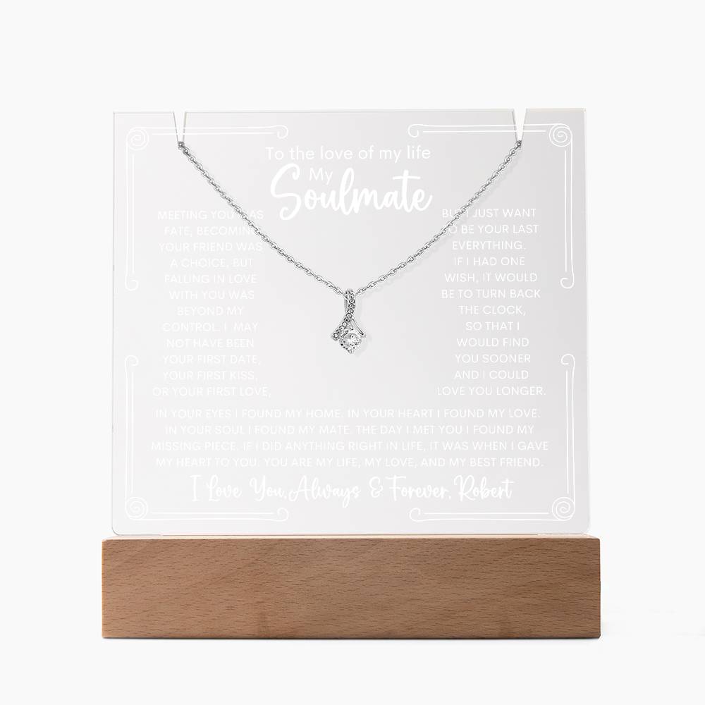 Alluring Beauty Pendant Necklace