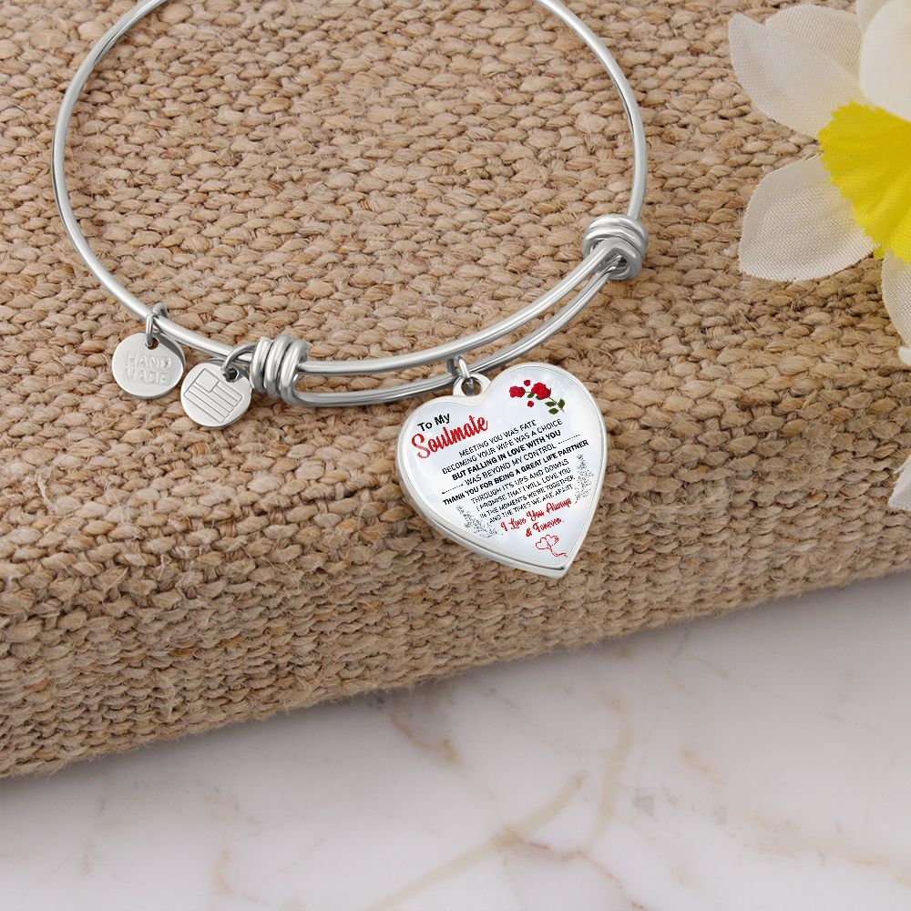 Soulmate, Heart Bangle