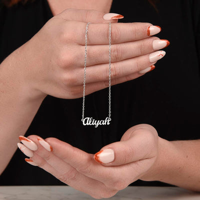 Daughter, Beautiful Young Woman, Name Necklace, Holiday